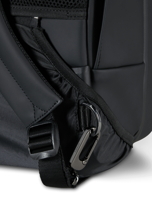 Lipault Lost In Berlin Backpack Pro With Wheels  Noir