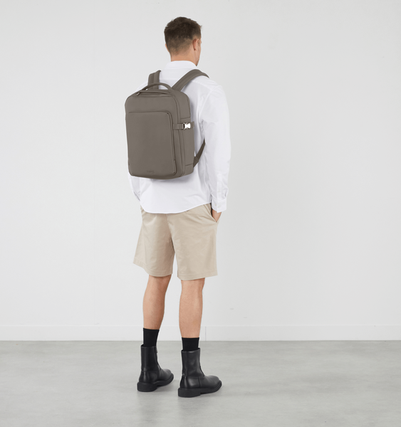 Lost In Berlin Sac à dos Pro 16"