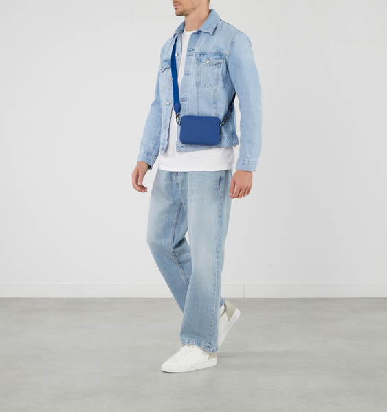 Lost In Berlin Crossbody bag - The Box