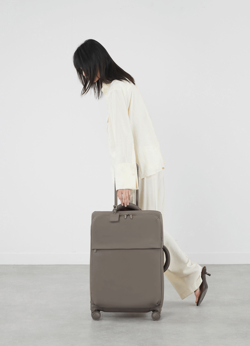 Lipault Lost In Berlin Medium Trip 2.0 63cm  Ash Stone