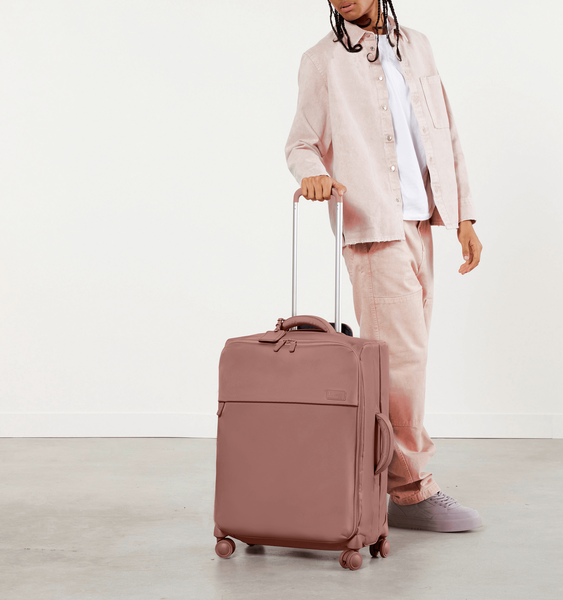 Plume Medium trip suitcase 63cm